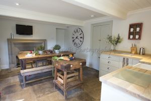 _gorgeous Lawn House 22a.jpg